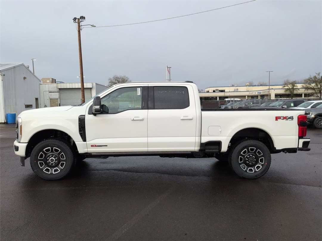 2026 Ford F-250Sd Platinum - Image 2