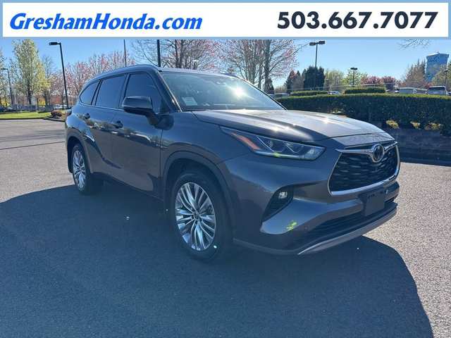 2022 Toyota Highlander Platinum