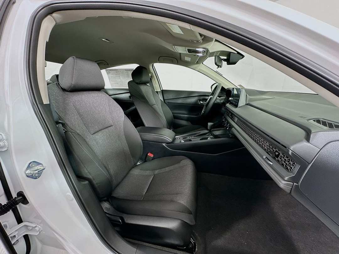 2026 Honda Accord LX - Image 25