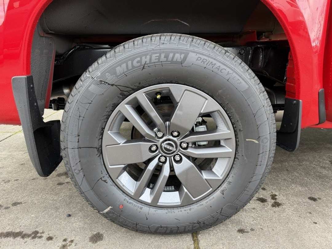 2026 Nissan Frontier SV - Image 9