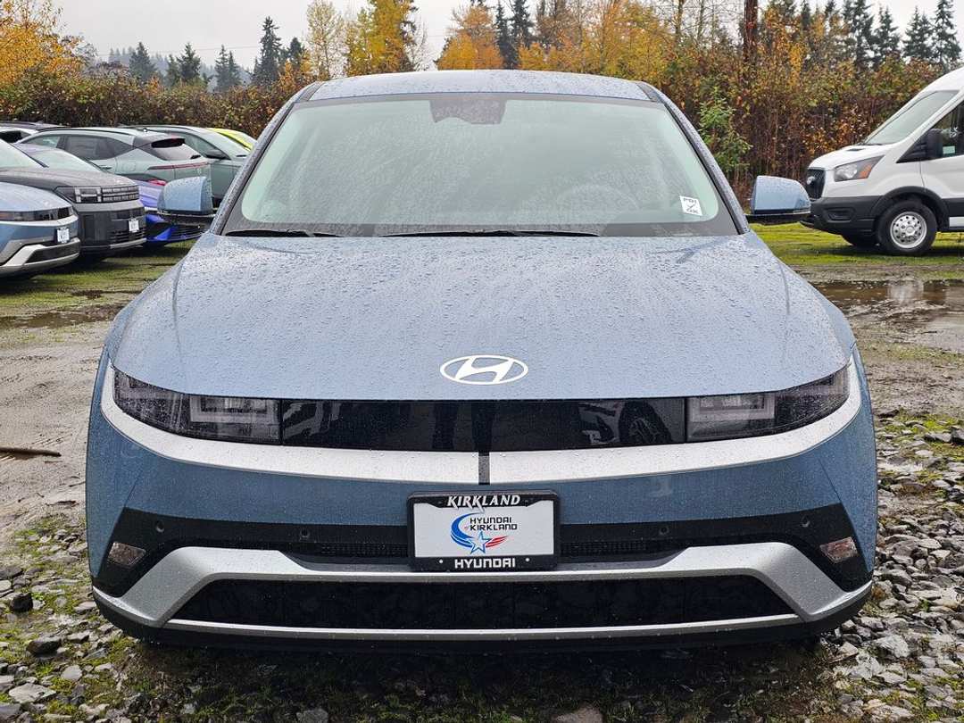 2026 Hyundai Ioniq 5 SEL - Image 2