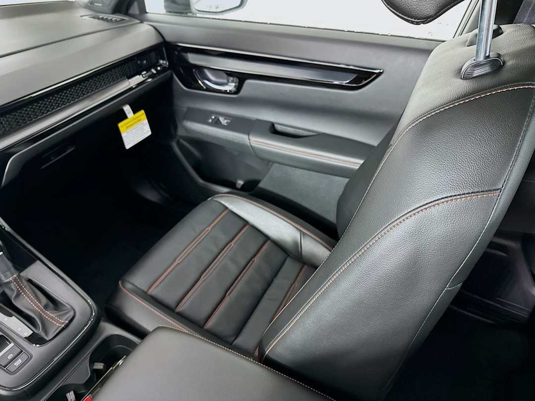 2026 Honda CR-V Sport Touring - Image 25