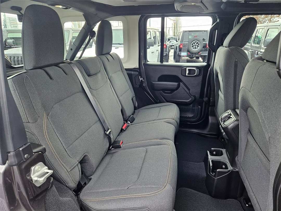 2026 Jeep Wrangler Sport - Image 32