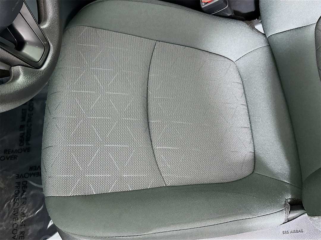 2024 Toyota Rav4 XLE - Image 19