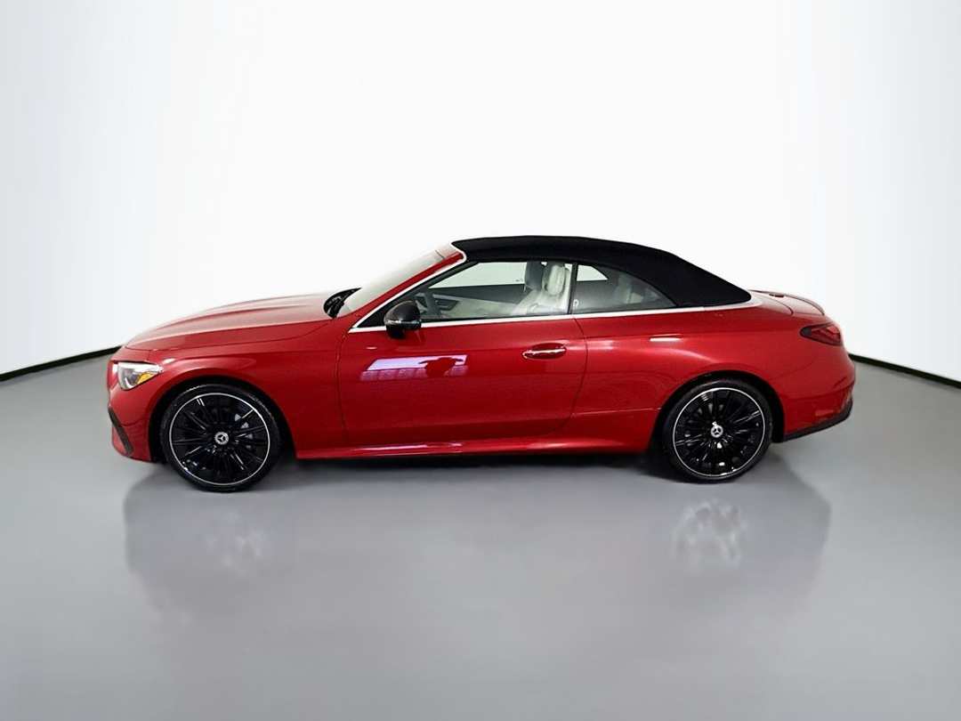 2026 Mercedes-Benz CLE CLE 300 - Image 2