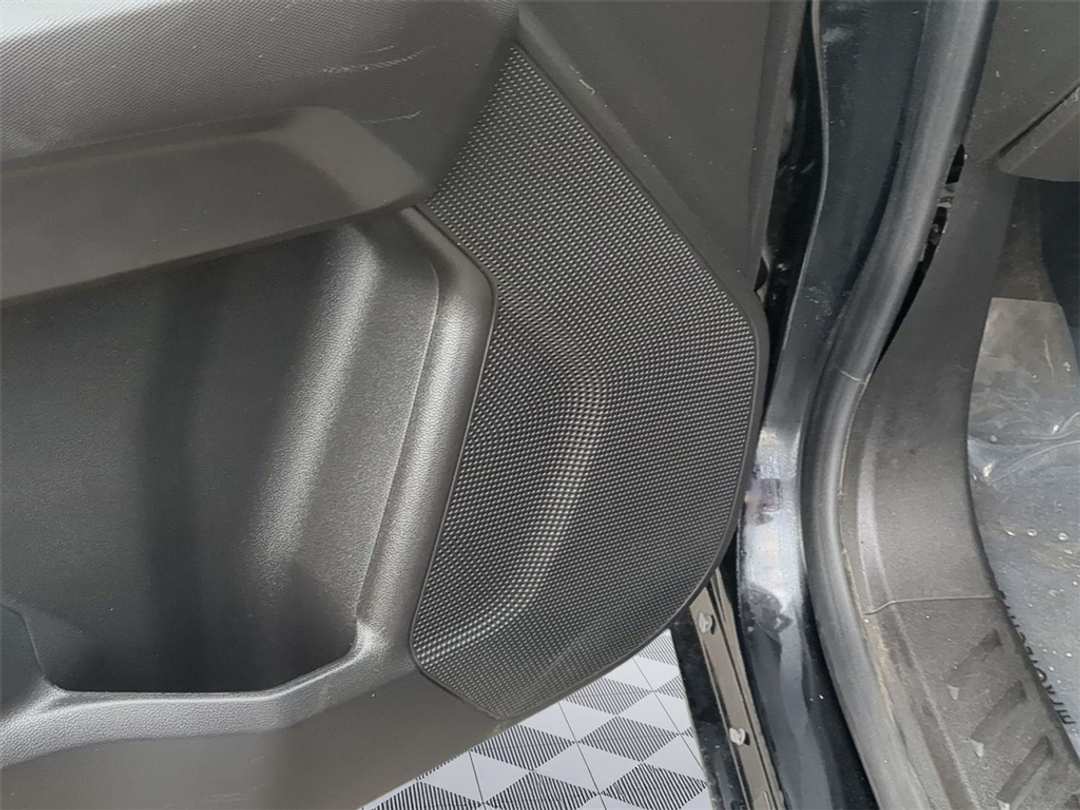 2023 Chevrolet Colorado Work - Image 12