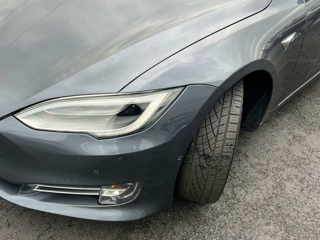 2021 Tesla Model S Long Range - Image 2