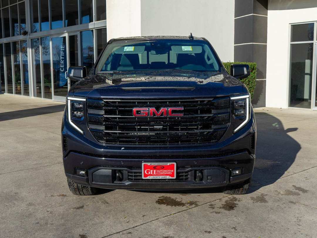 2026 GMC Sierra 1500 Elevation - Image 2