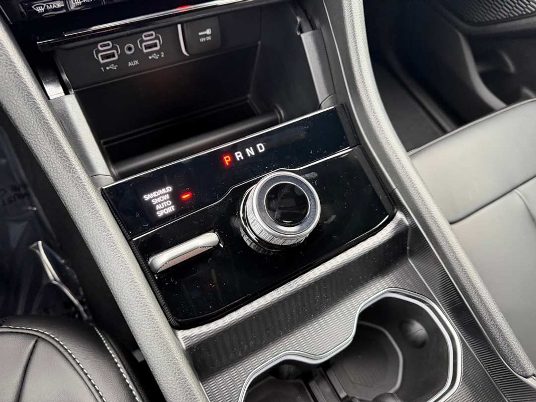 2025 Jeep Grand Cherokee Limited - Image 25