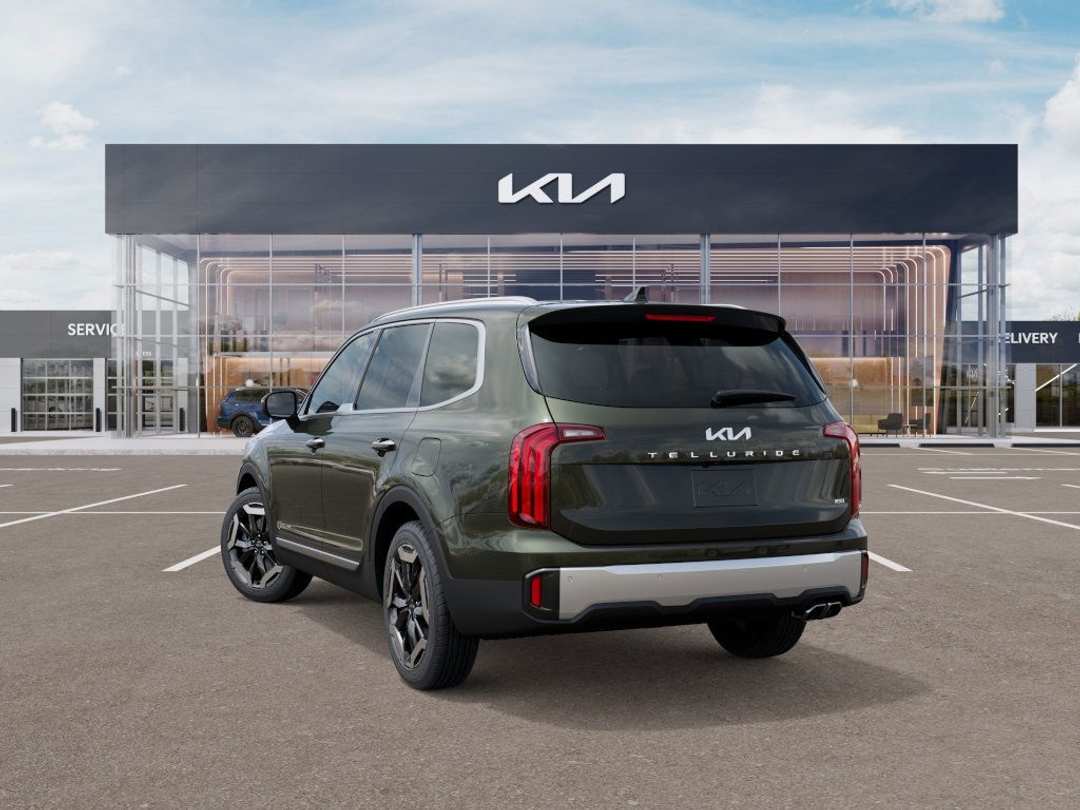 2025 Kia Telluride S - Image 4