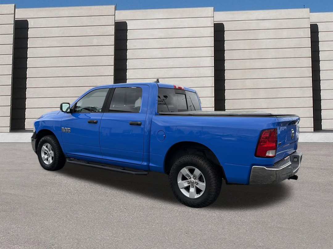 2015 Ram 1500 SLT - Image 3