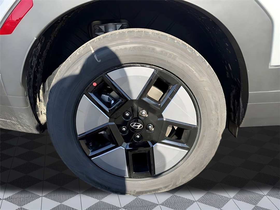 2026 Hyundai Santa Fe SE - Image 9