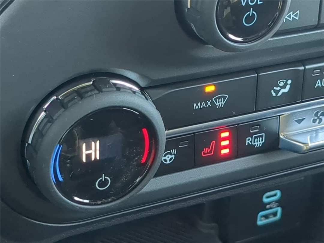 2025 Ford Bronco Badlands - Image 20