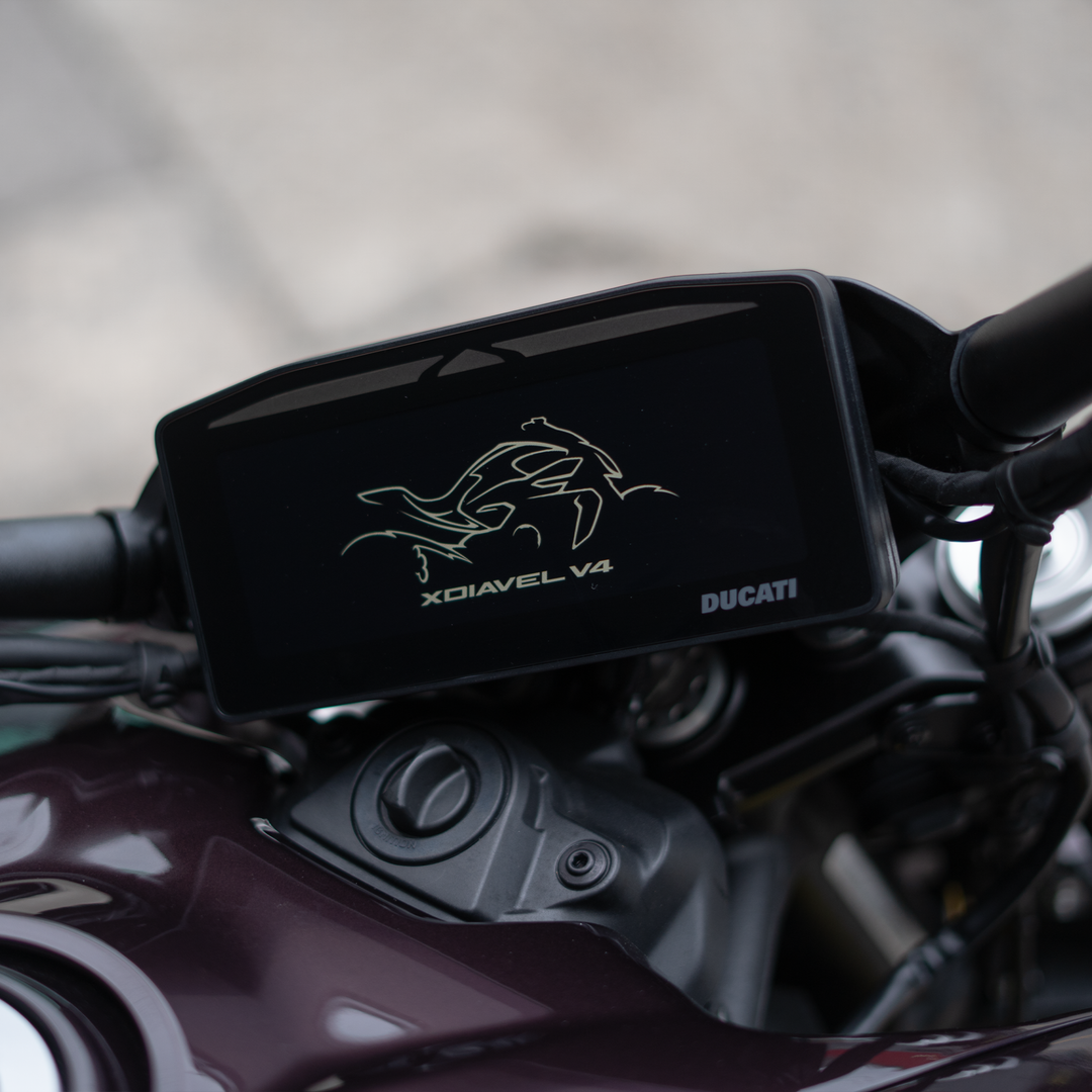 2025 Ducati Xdiavel V4 - Image 10