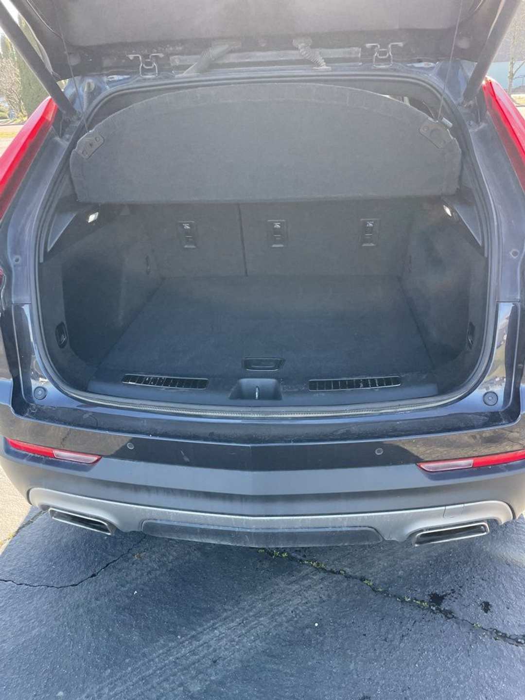 2023 Cadillac Xt4 Premium Luxury - Image 7