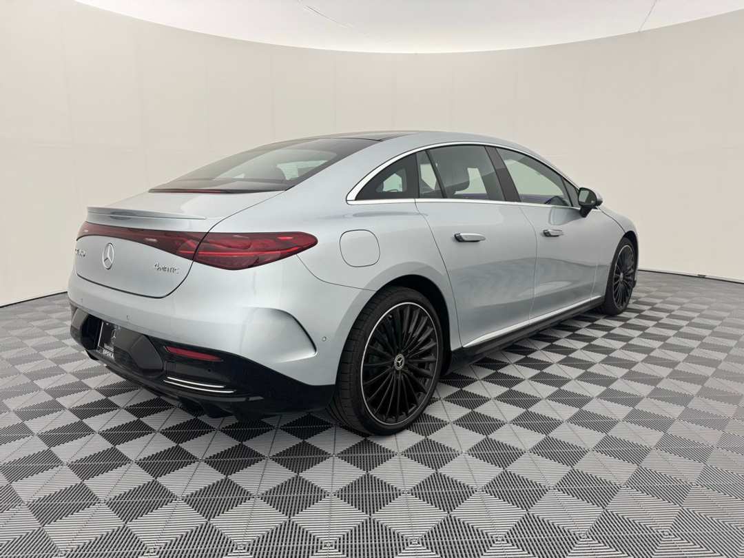 2024 Mercedes-Benz EQE 350 - Image 9