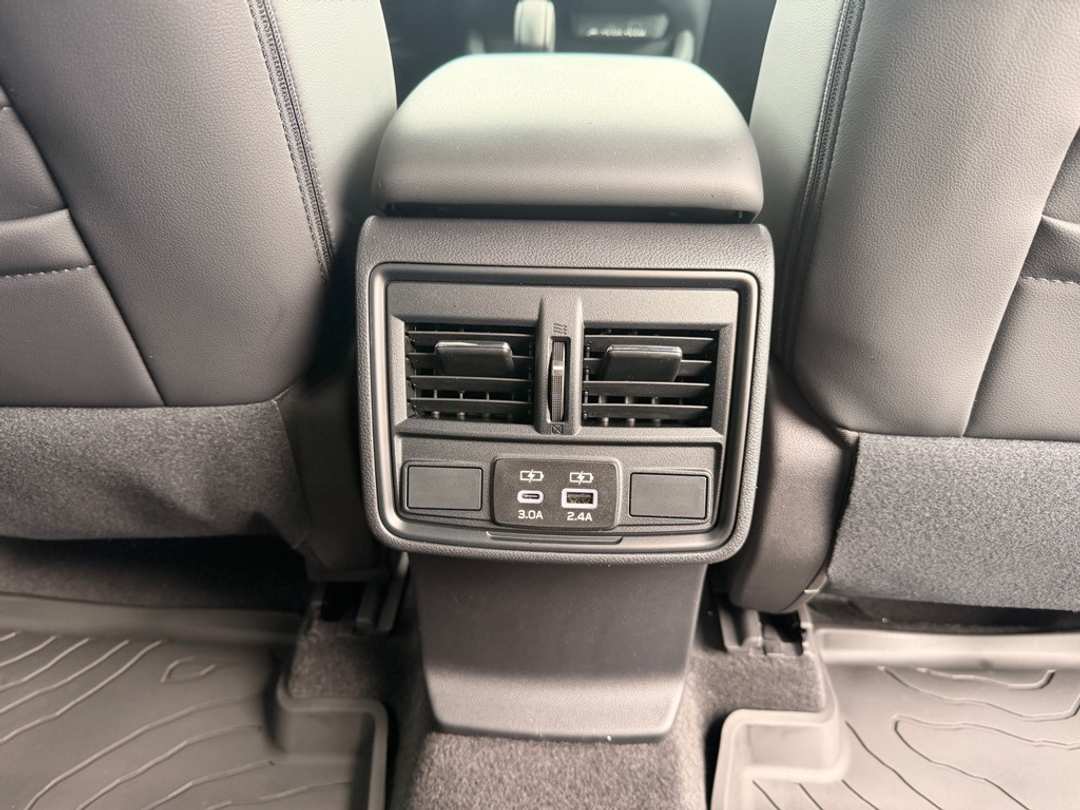 2026 Subaru Forester Premium - Image 23