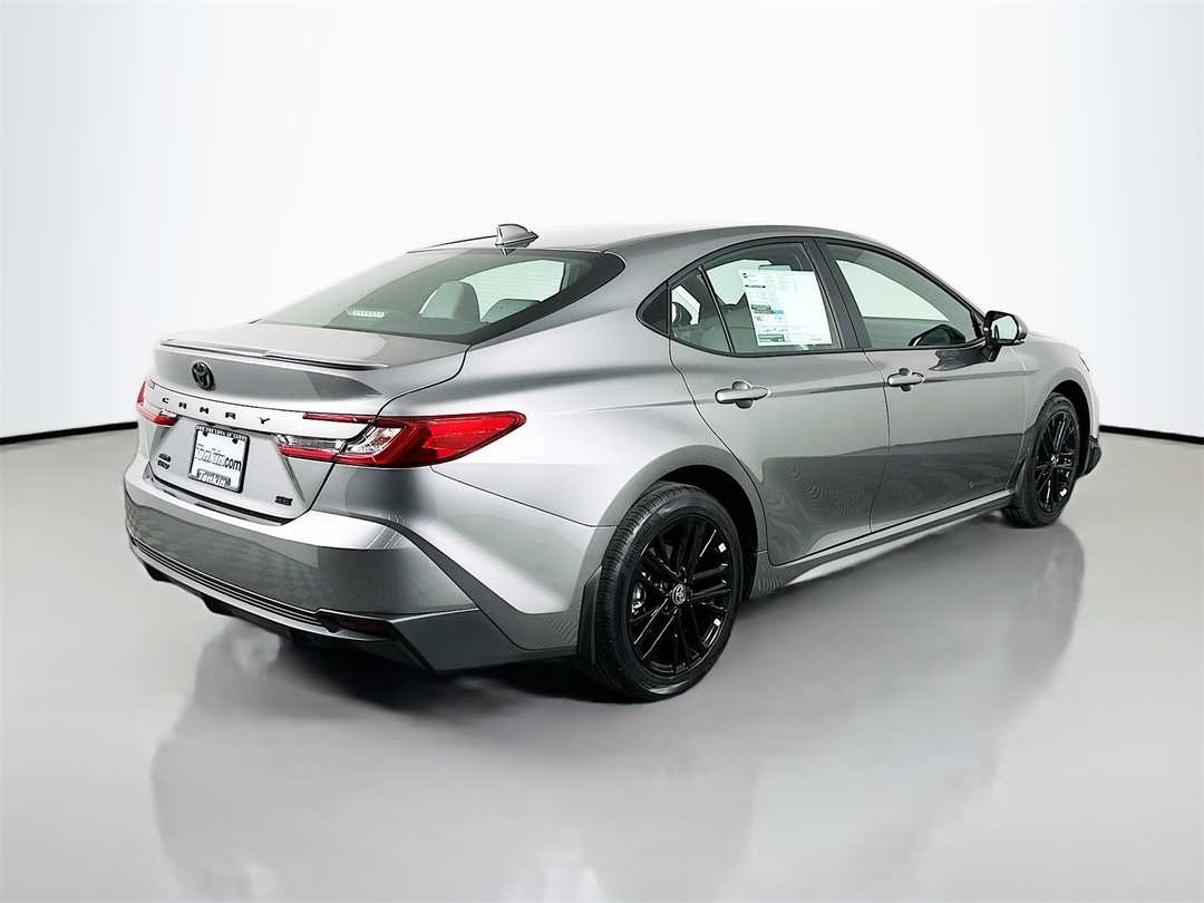 2026 Toyota Camry XSE - Image 7