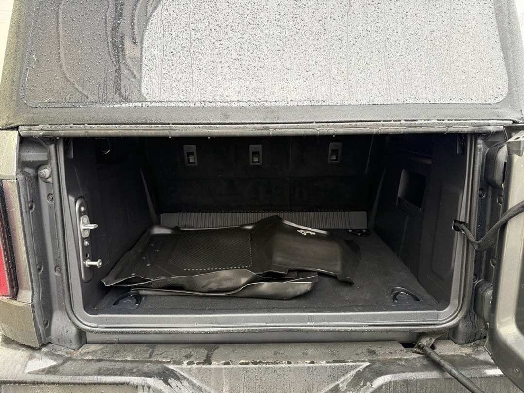 2022 Ford Bronco Wildtrak - Image 10