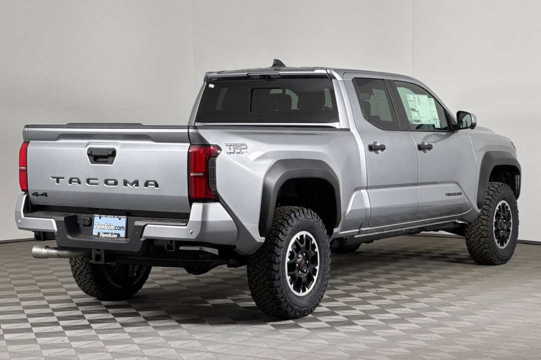 Toyota Tacoma - Image 3