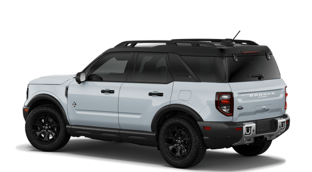 2026 Ford Bronco Sport Outer Banks - Image 2