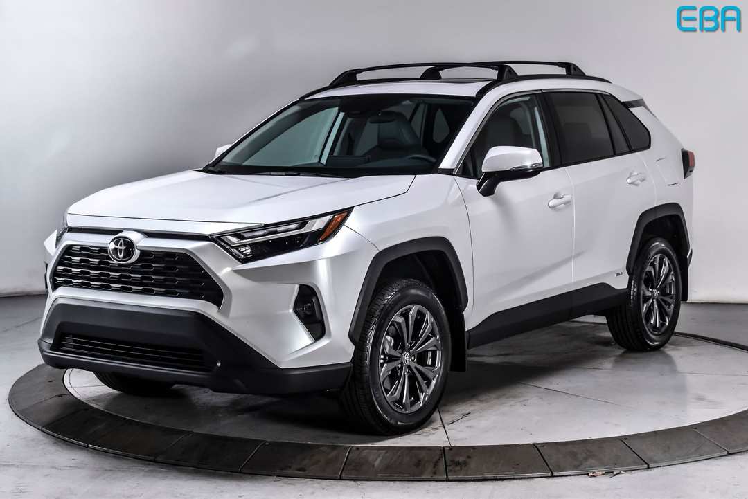 2025 Toyota Rav4 XLE Premium - Image 2