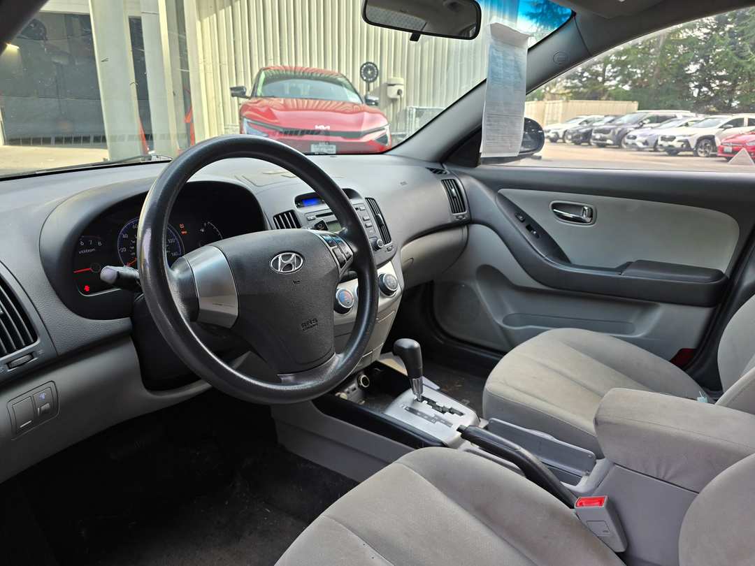 2010 Hyundai Elantra GLS - Image 3