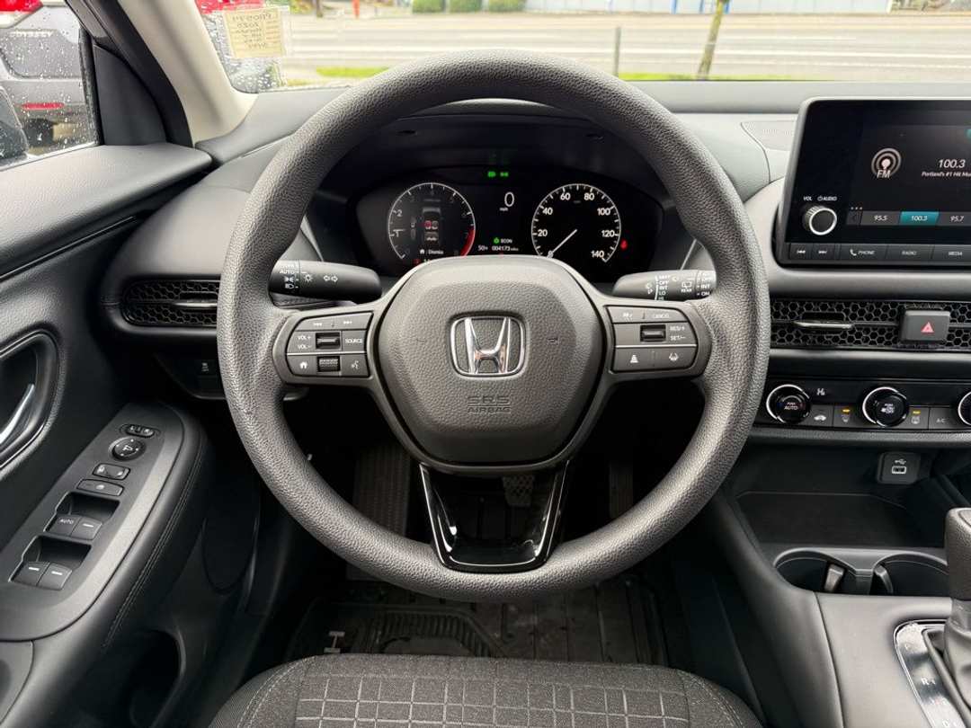 2025 Honda HR-V LX - Image 18