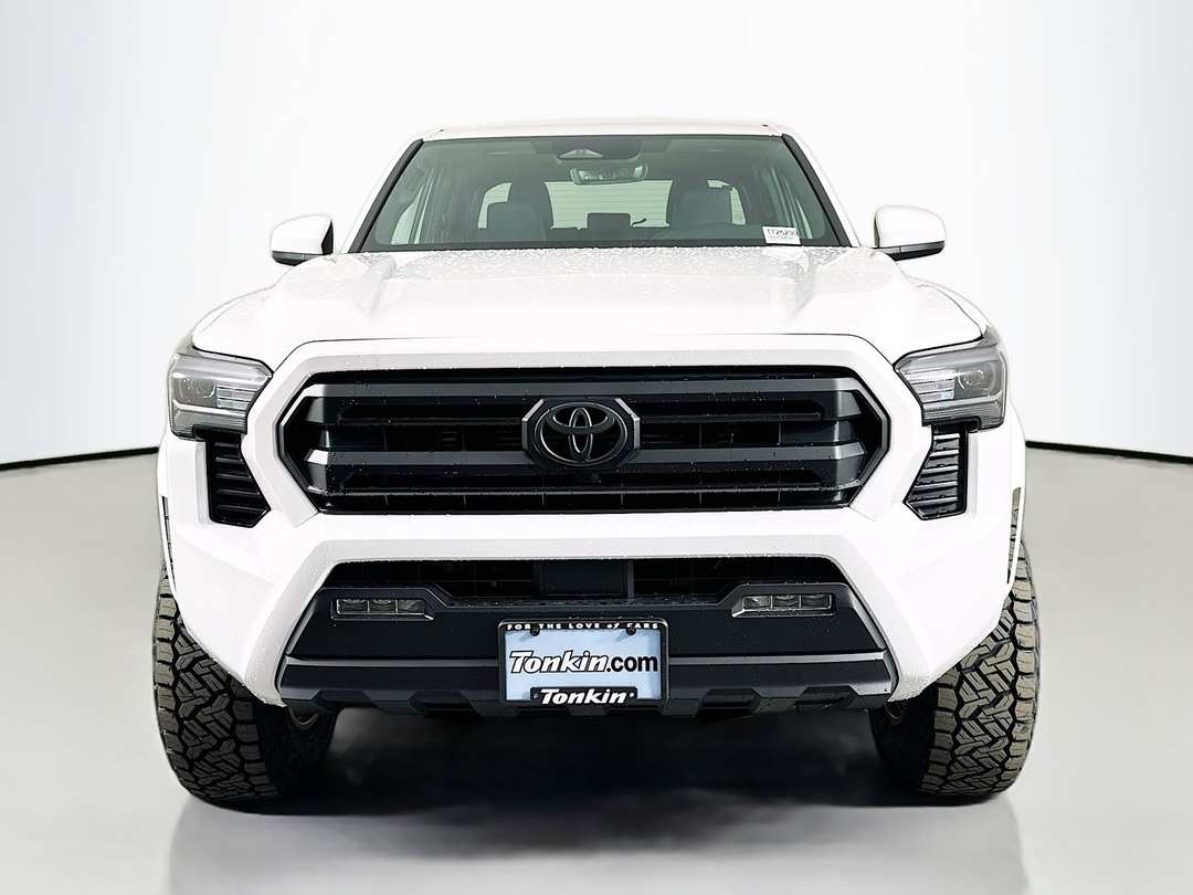 2025 Toyota Tacoma SR5 - Image 2