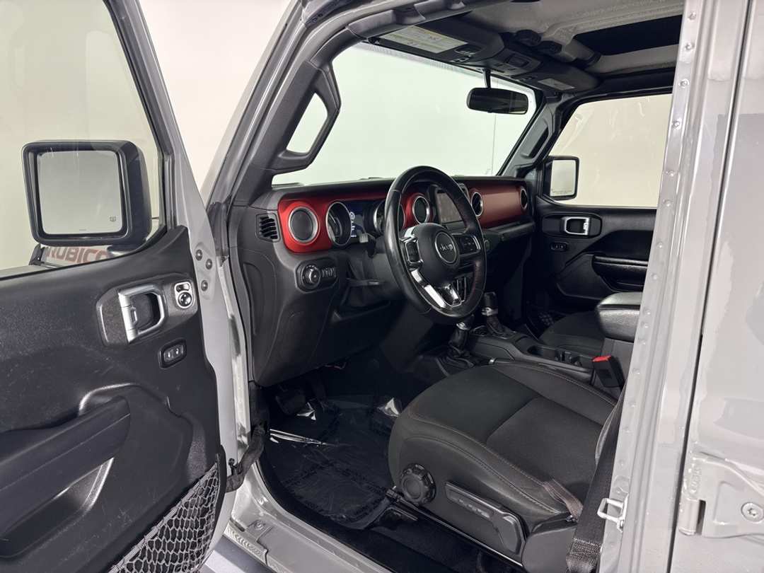 2018 Jeep Wrangler Unlimited Rubicon - Image 16