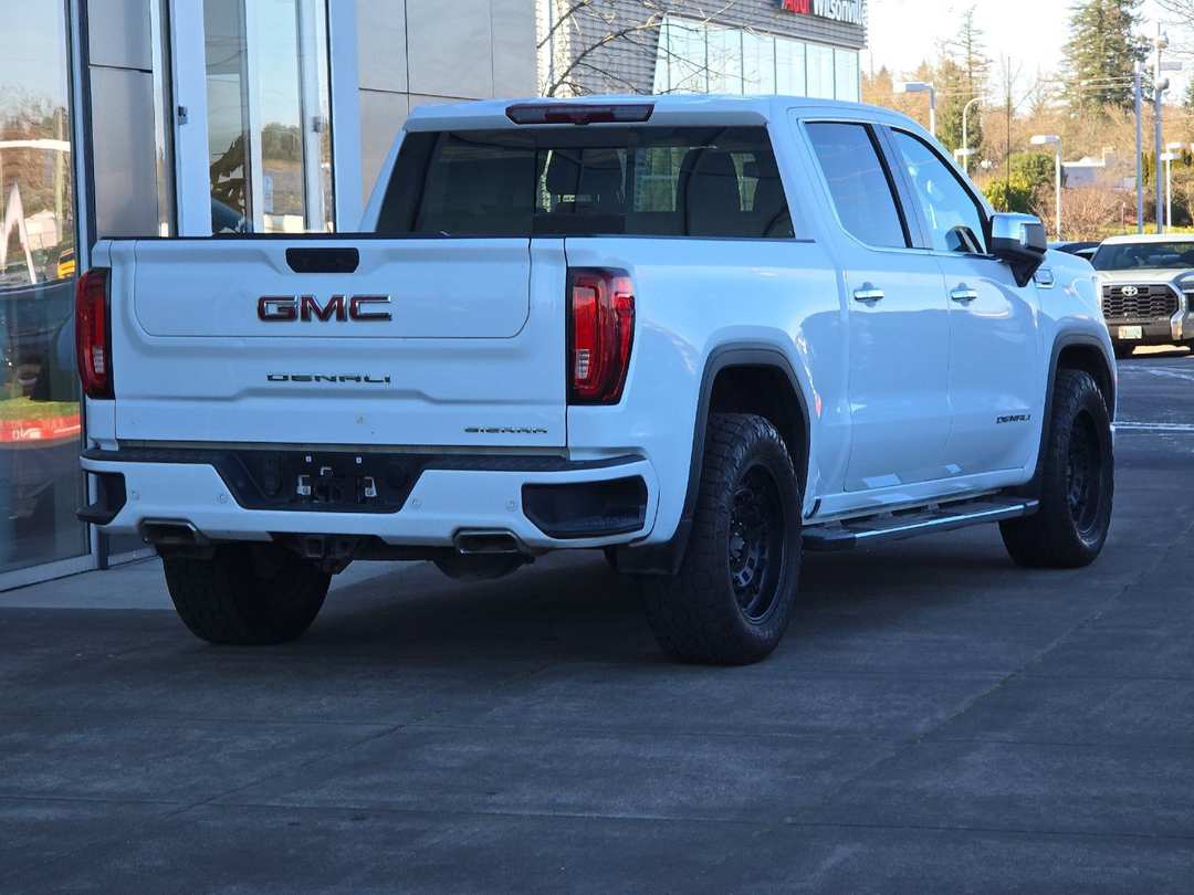 2022 GMC Sierra 1500 Denali - Image 3