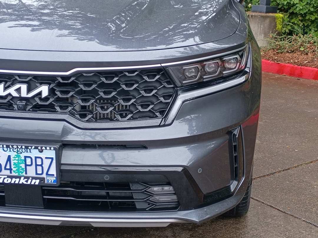 2023 Kia Sorento SX Prestige - Image 9