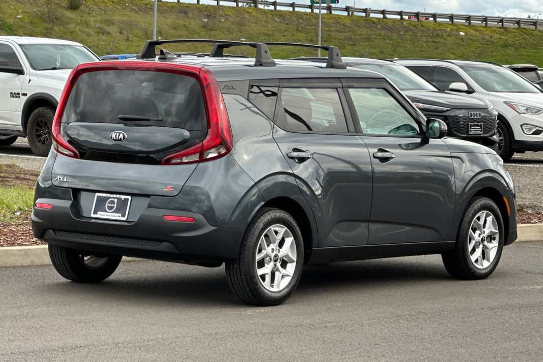 2021 Kia Soul S - Image 3