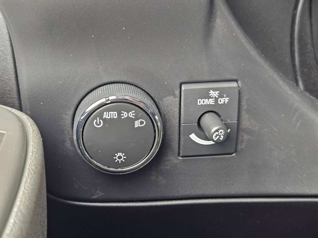 2025 Chevrolet Express 2500 Work - Image 43