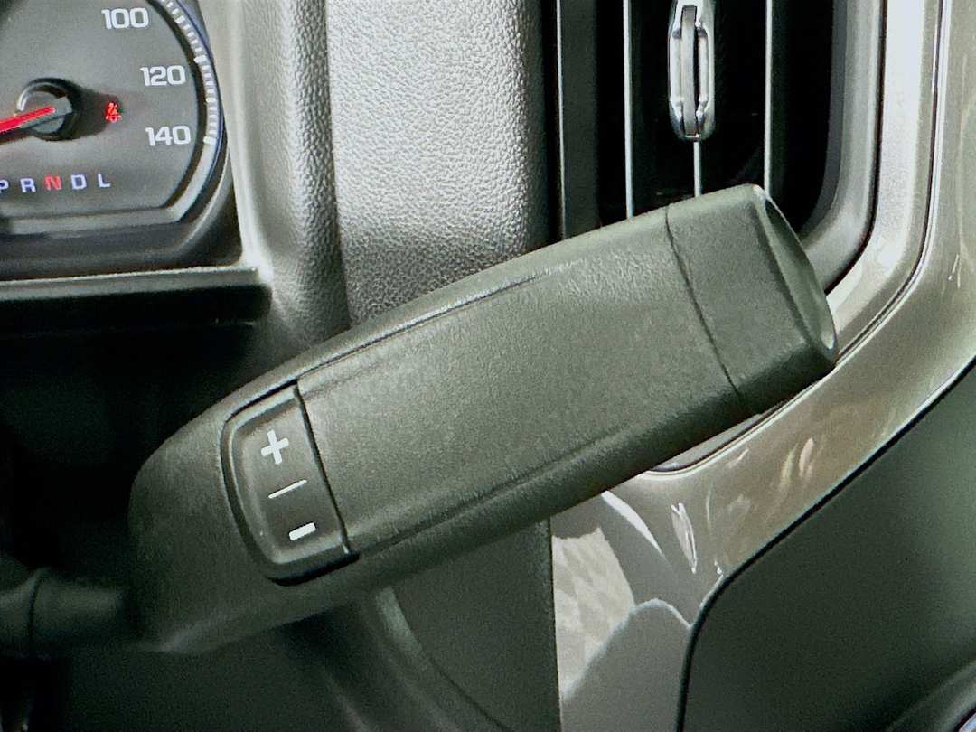 2025 Chevrolet Silverado 2500Hd Custom - Image 18