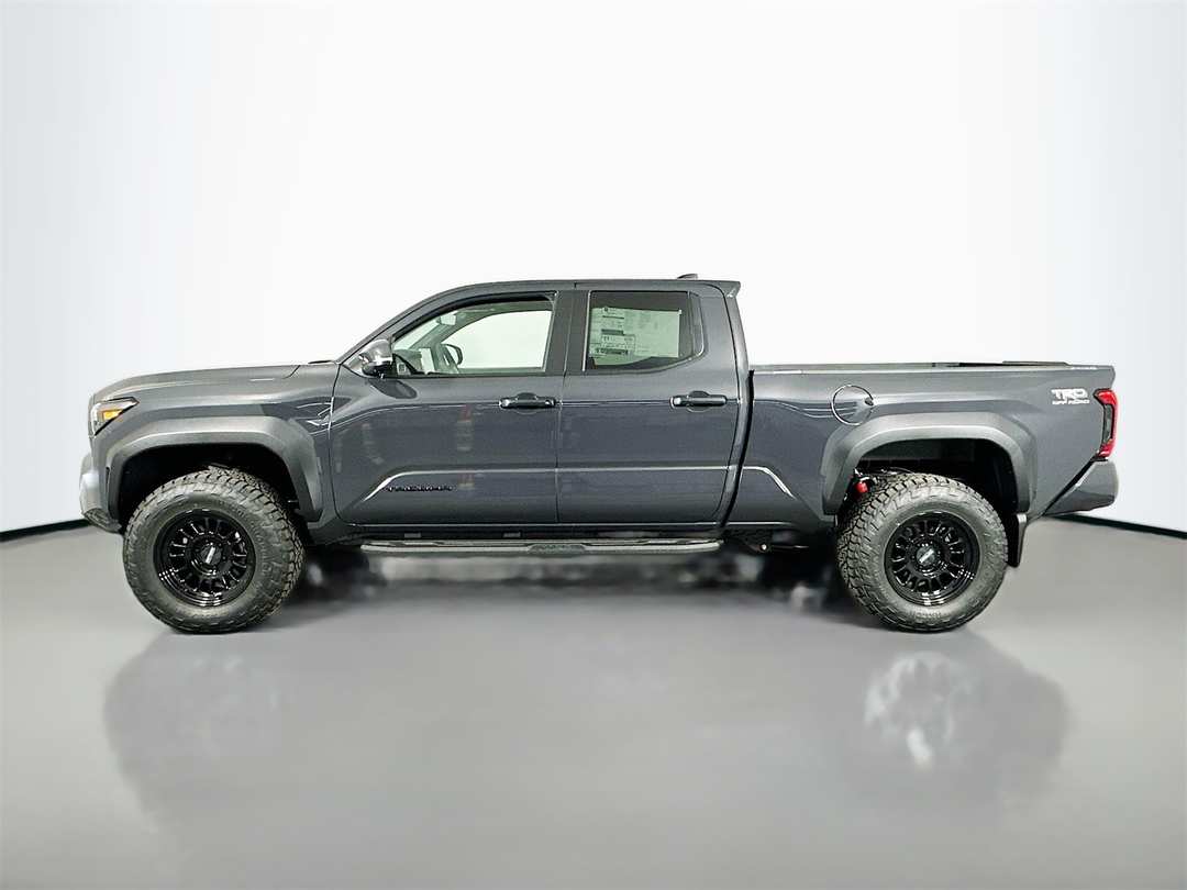 2025 Toyota Tacoma TRD OffRoad - Image 4