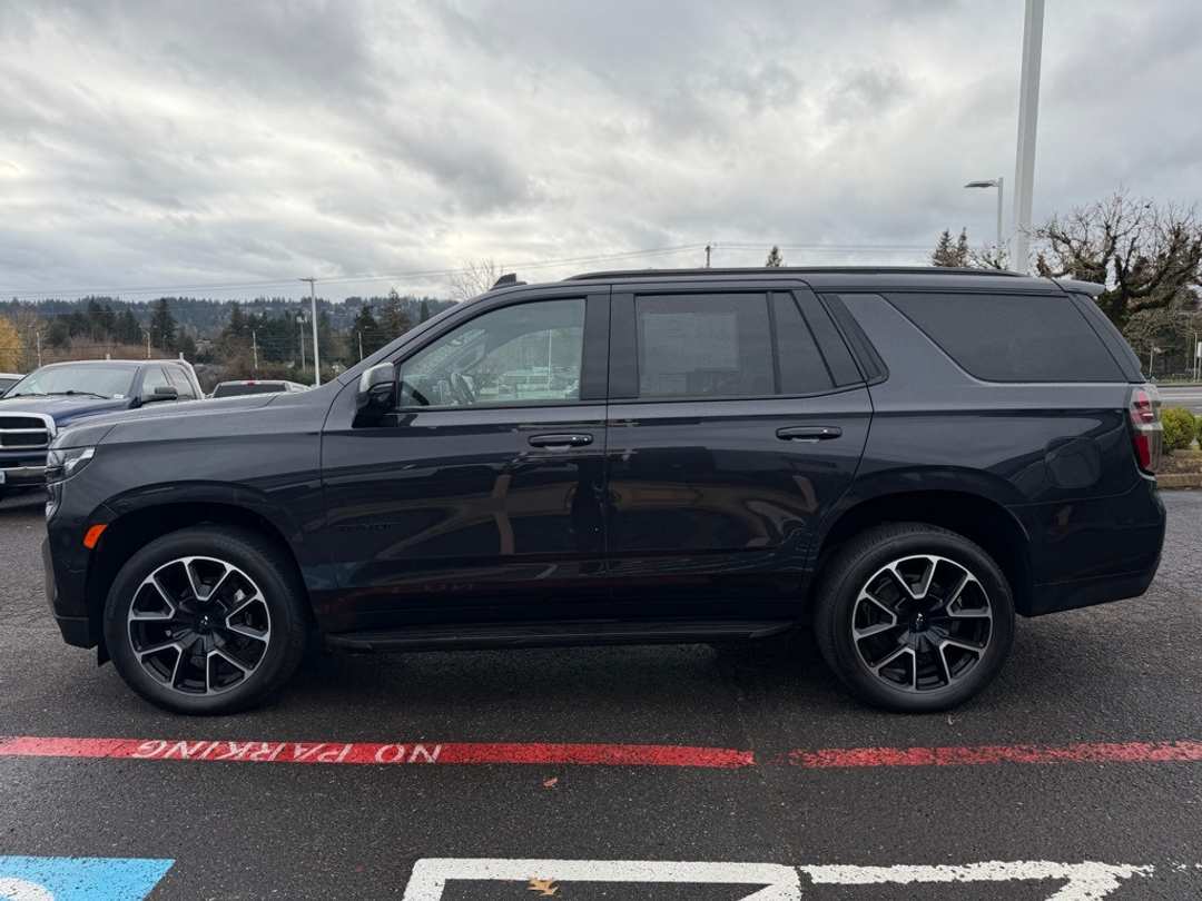 2024 Chevrolet Tahoe RST - Image 5