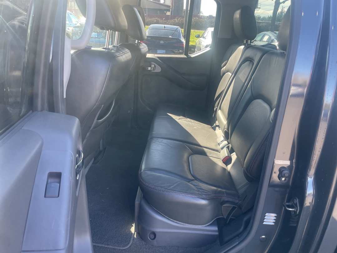 2010 Nissan Frontier PRO4X - Image 12