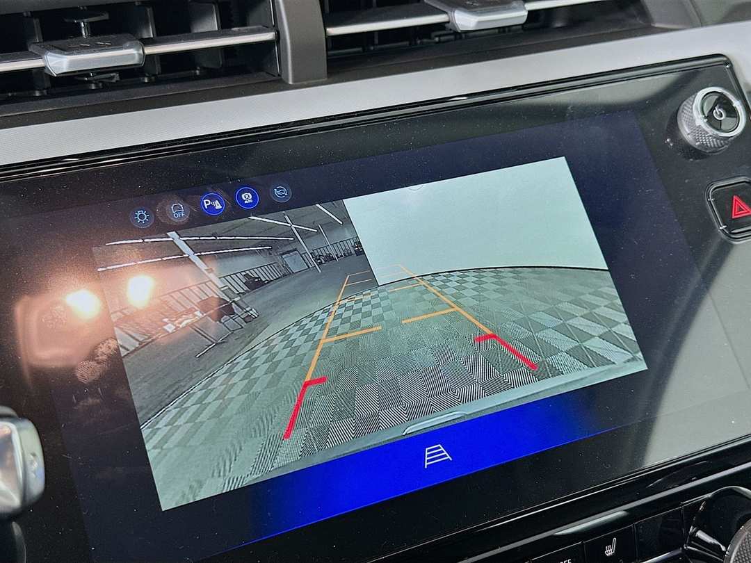 2027 Chevrolet Bolt Ev LT - Image 14