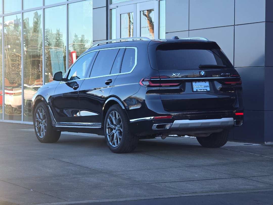 2024 BMW X7 xDrive40i - Image 5