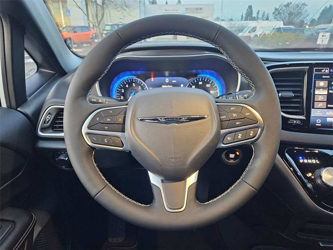 2026 Chrysler Voyager LX - Image 15