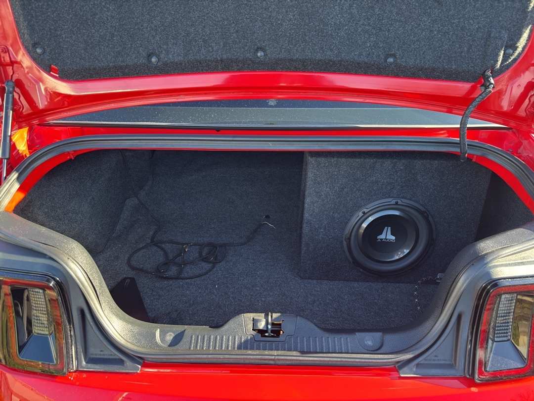 2014 Ford Mustang GT - Image 26