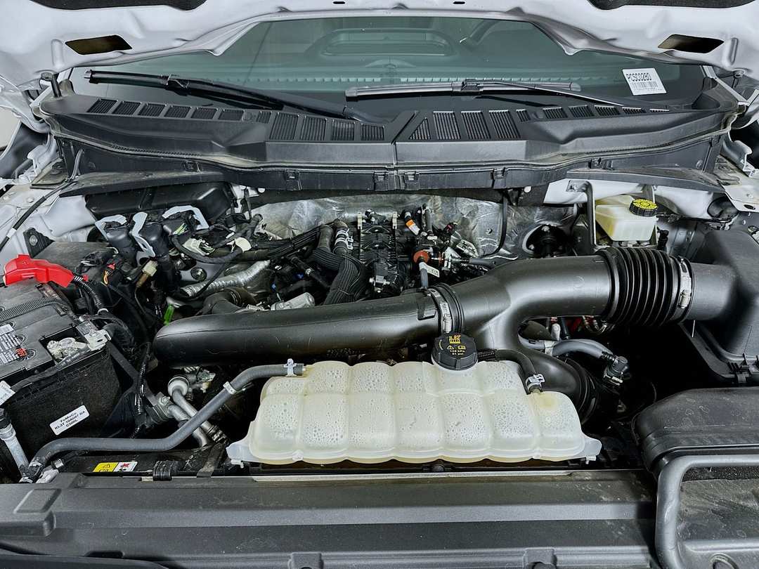 2024 Ford F-150 XLT - Image 30