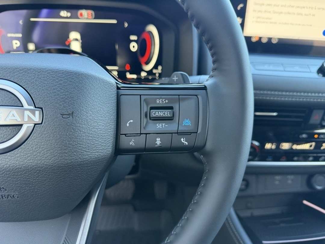 2026 Nissan Rogue Platinum - Image 21