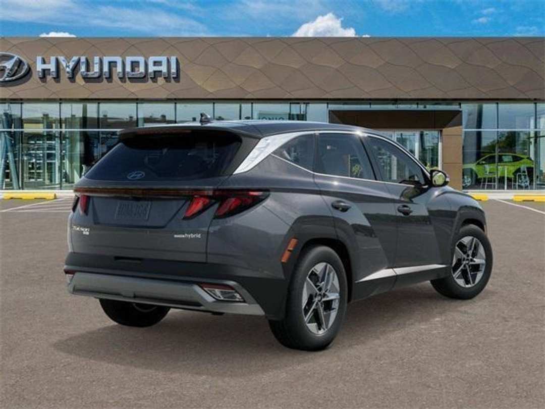 2026 Hyundai Tucson SEL - Image 4