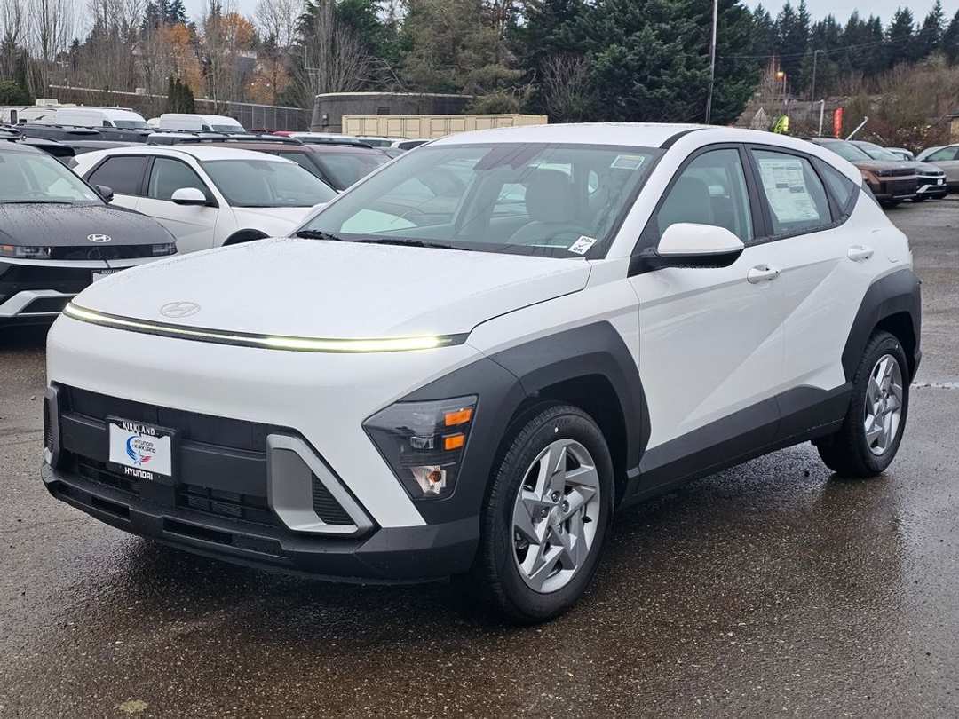 2026 Hyundai Kona SE - Image 3