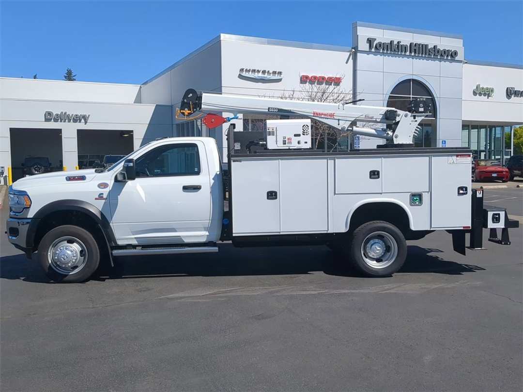 2024 Ram 5500Hd Tradesman - Image 2