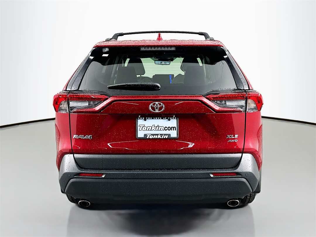 2025 Toyota Rav4 XLE Premium - Image 6