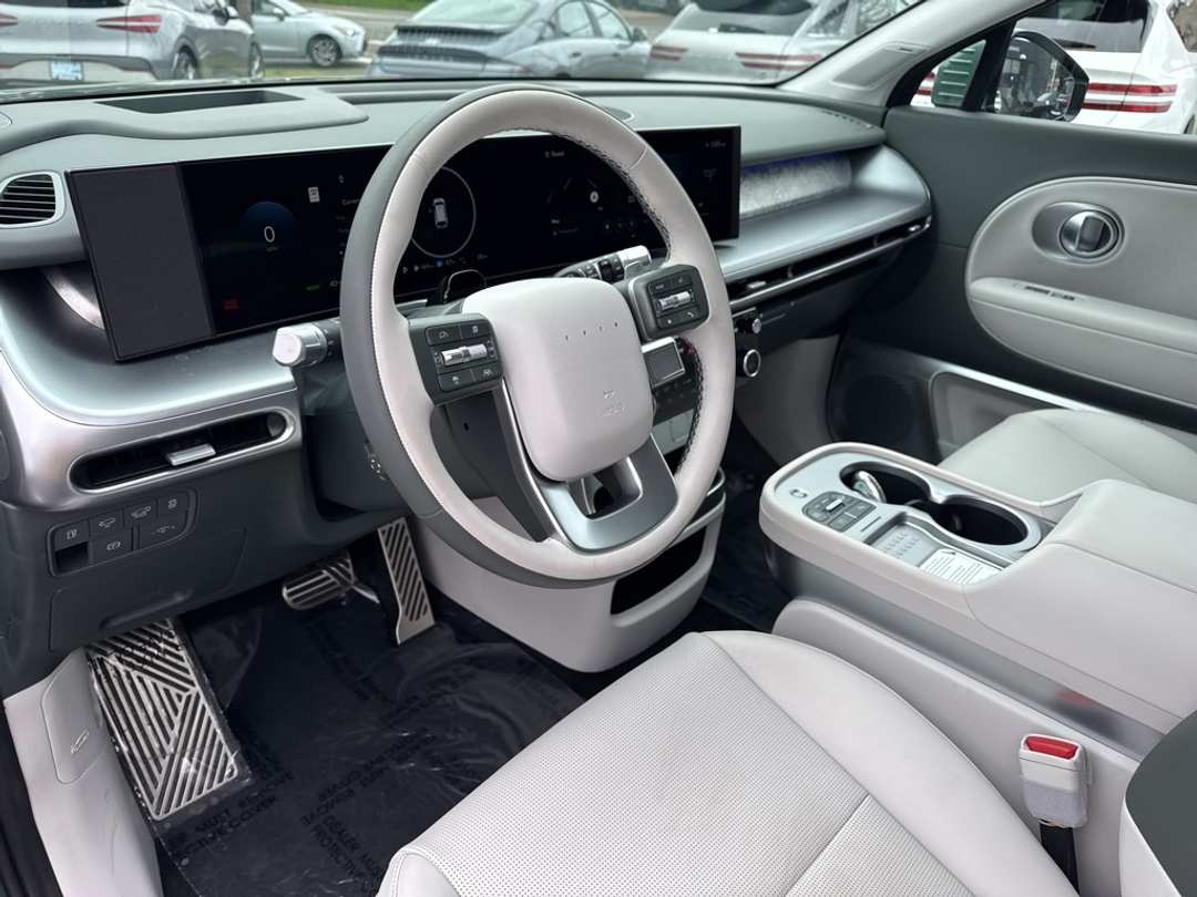 2026 Hyundai Ioniq 9 Performance Calligraphy - Image 21