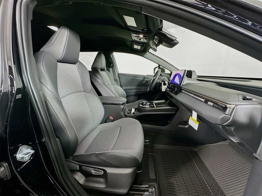 2026 Toyota Bz XLE Plus - Image 28